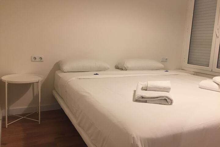 Room 16 of 53