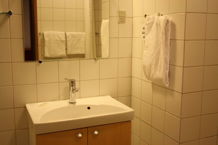 Room 22 of 68