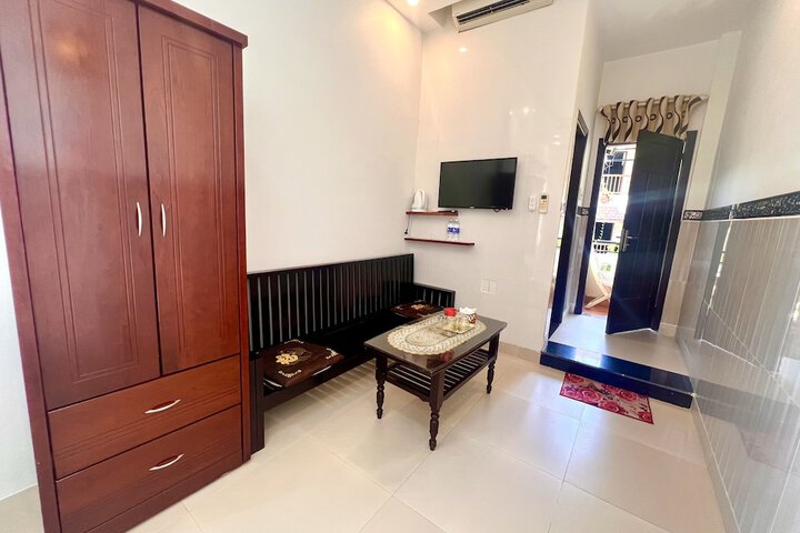 Room 49 of 153