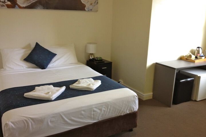 Room 6 of 45