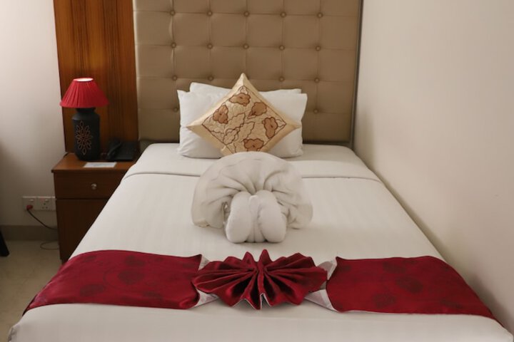 Room 19 of 40