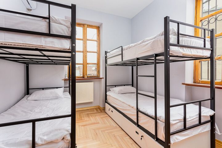 Room 3 of 3