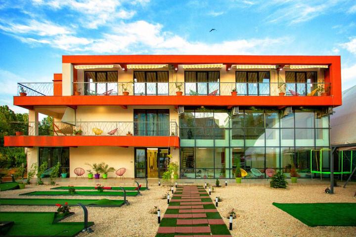 General 12 of 28