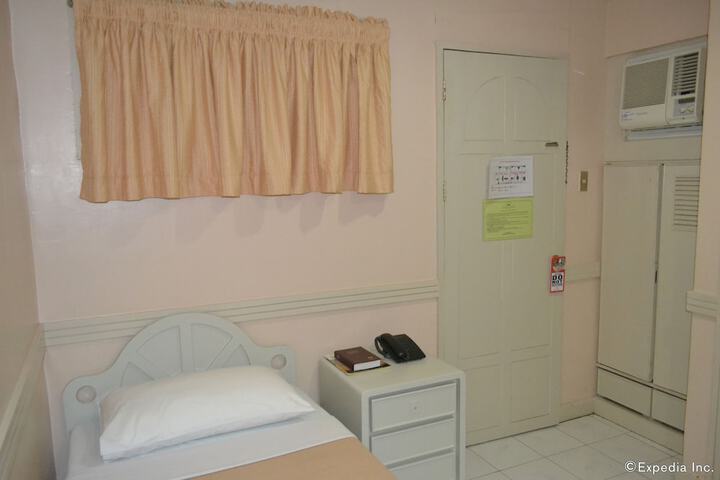 Room 44 of 56
