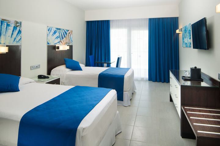 Room 3 of 66