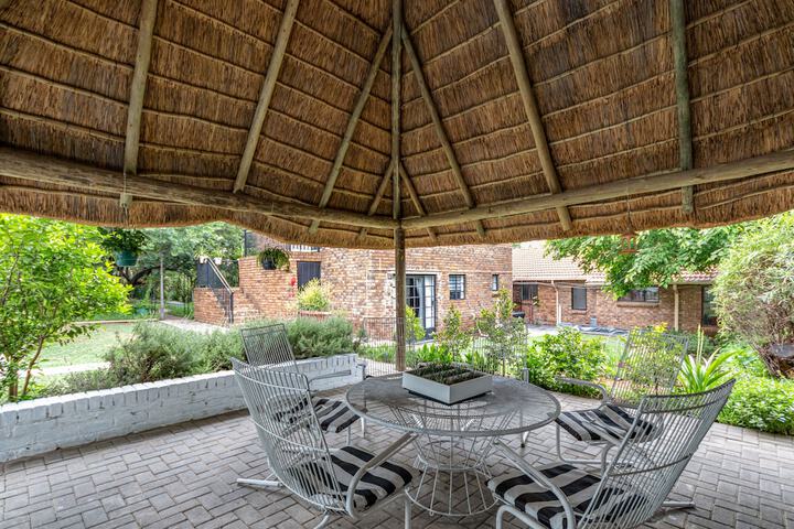 Terrace/Patio 27 of 28