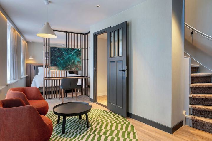 Room 91 of 219