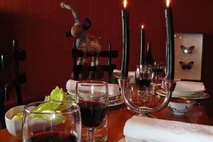 Dining 20 of 29
