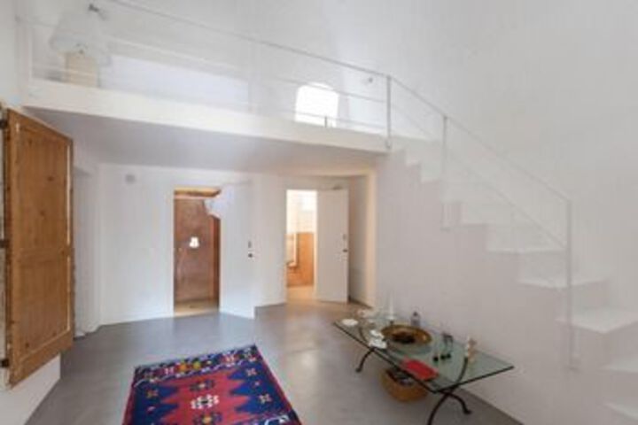 Room 14 of 16