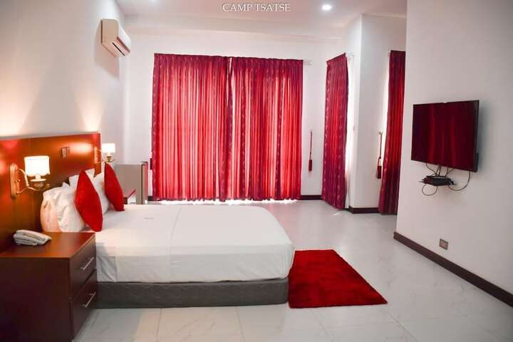 Room 9 of 23