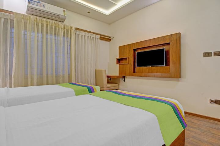 Room 22 of 36