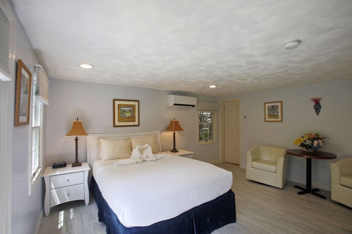 Room 18 of 100