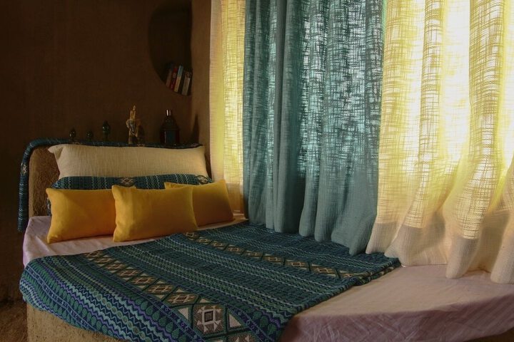 Room 7 of 34
