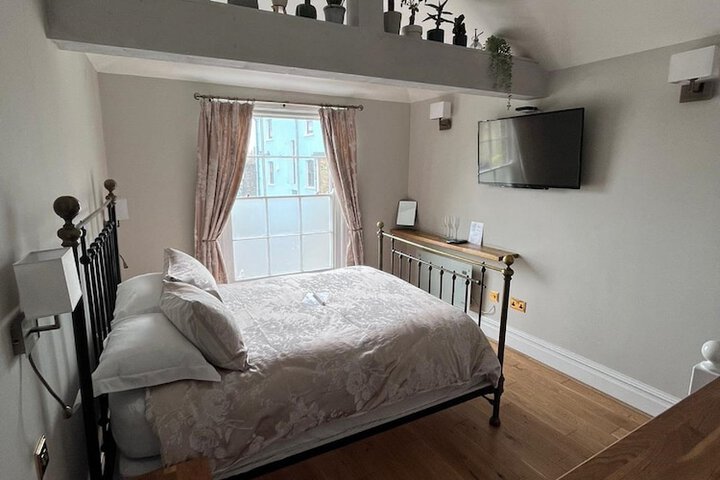 Room 4 of 45