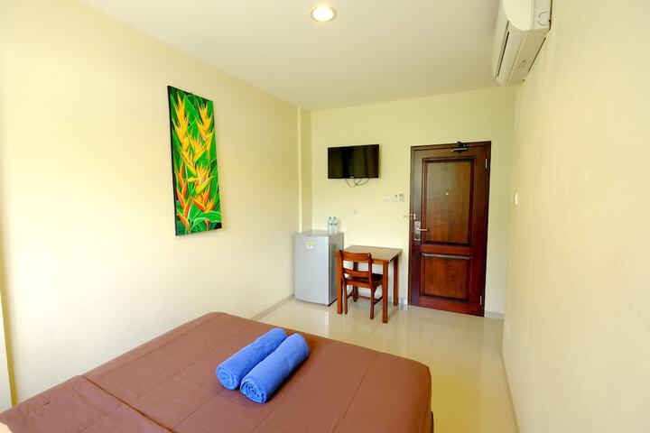 Room 6 of 60