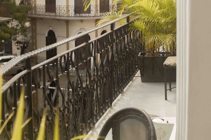 Hotel 84 of 93