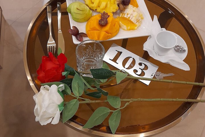 Dining 6 of 9