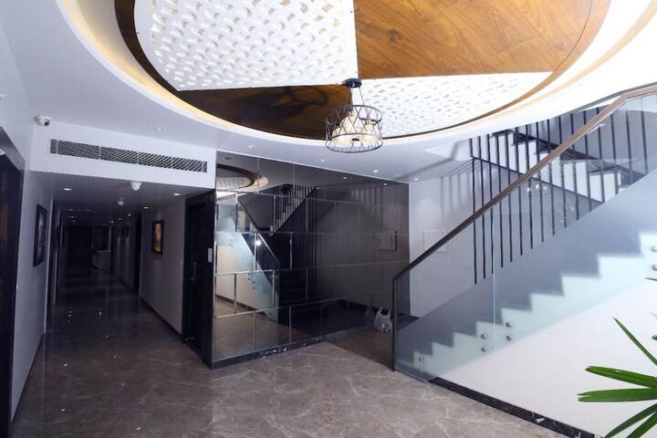 Hotel Interior 4 of 20