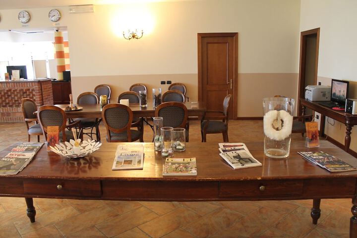 Hotel Interior 5 of 110