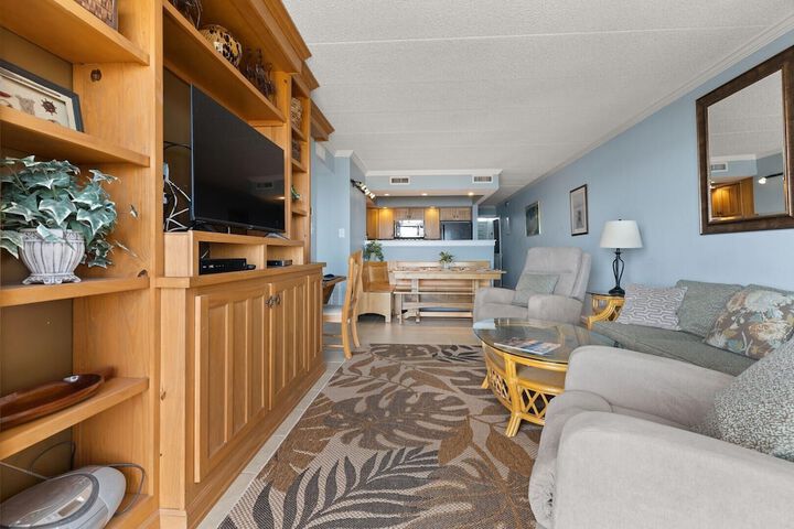 Room 14 of 33