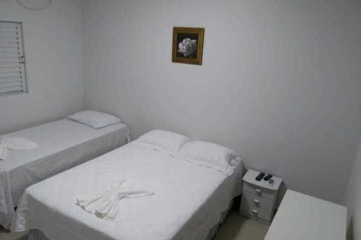 Room 6 of 10