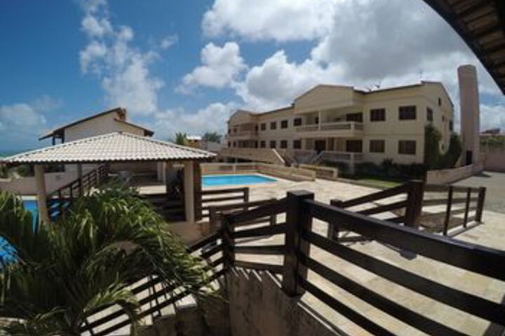 Apto 4 suites com ar para 15 pessoas