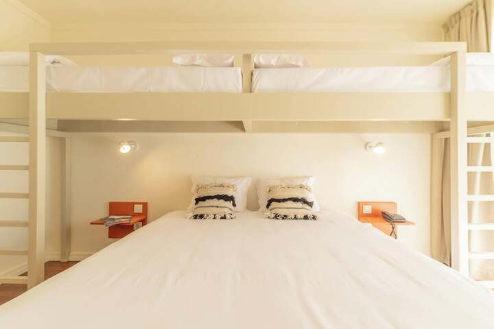 Room 8 of 46