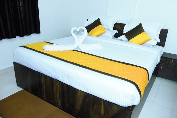 Room 3 of 12
