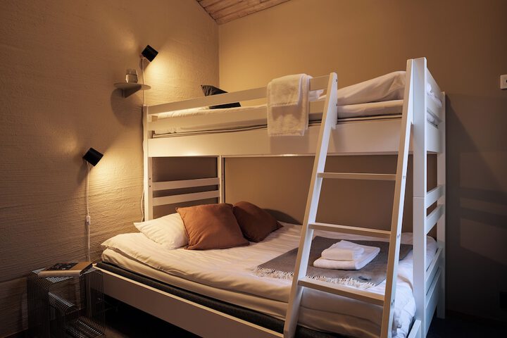 Room 3 of 26