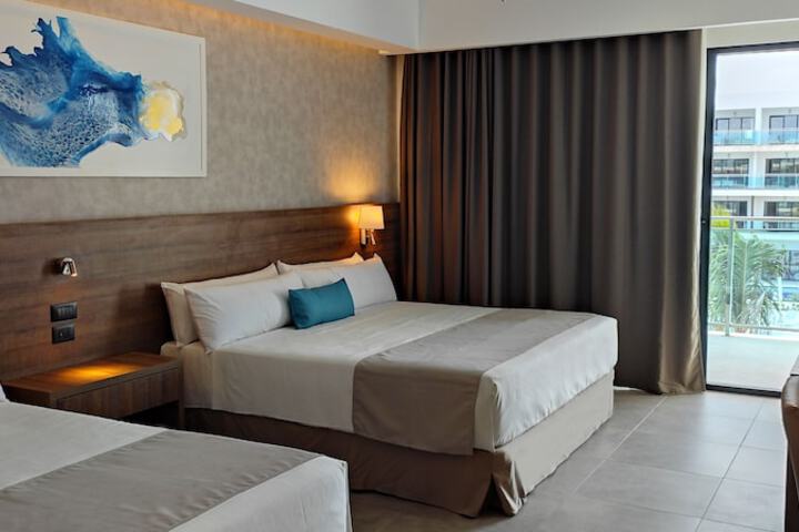 Room 15 of 259