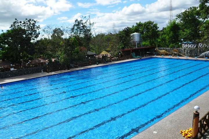 Pool Hotel