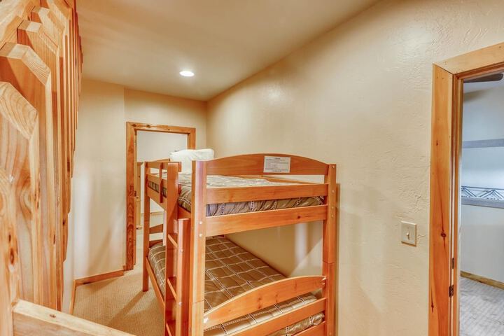 Room 13 of 45