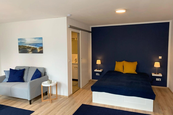Room 3 of 10