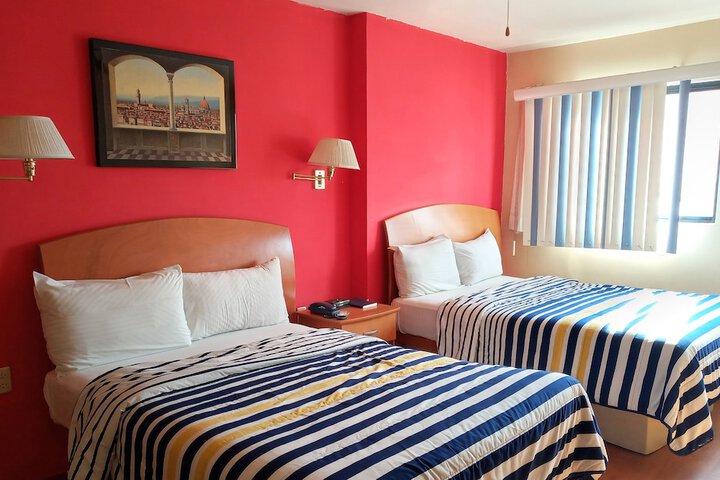 Room 12 of 42