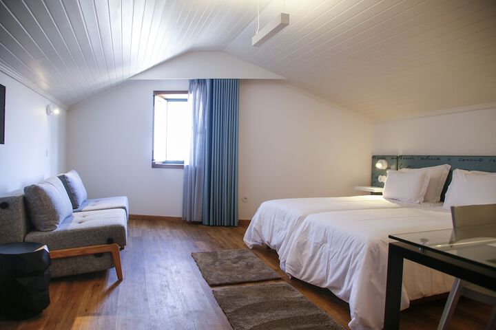 Room 8 of 61