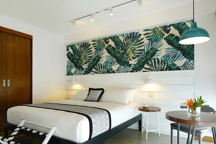 Room 18 of 54