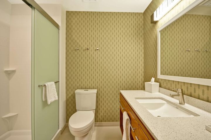 Bathroom shower