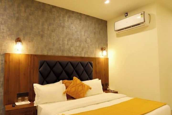 Room 7 of 46