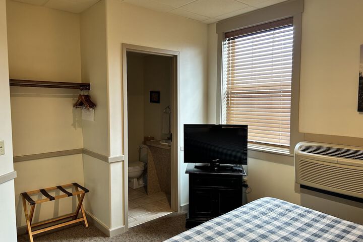 Room 45 of 259