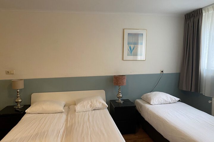 Room 23 of 58
