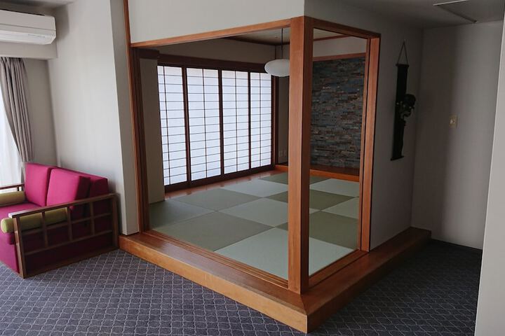 Room 6 of 54