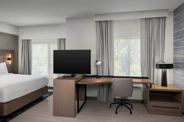 Room 9 of 35