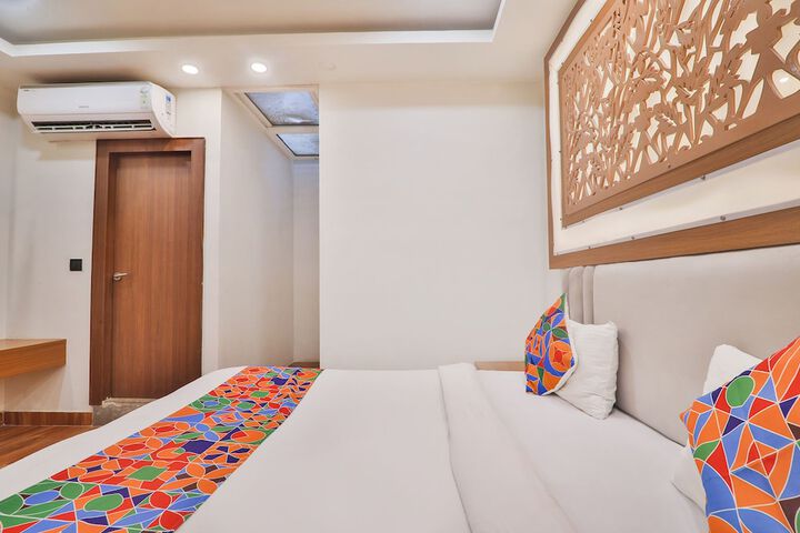 Room 21 of 35