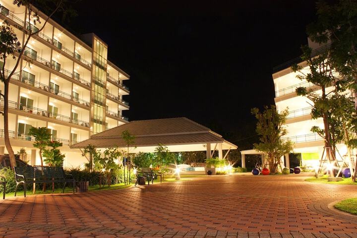 Hotel 96 of 104