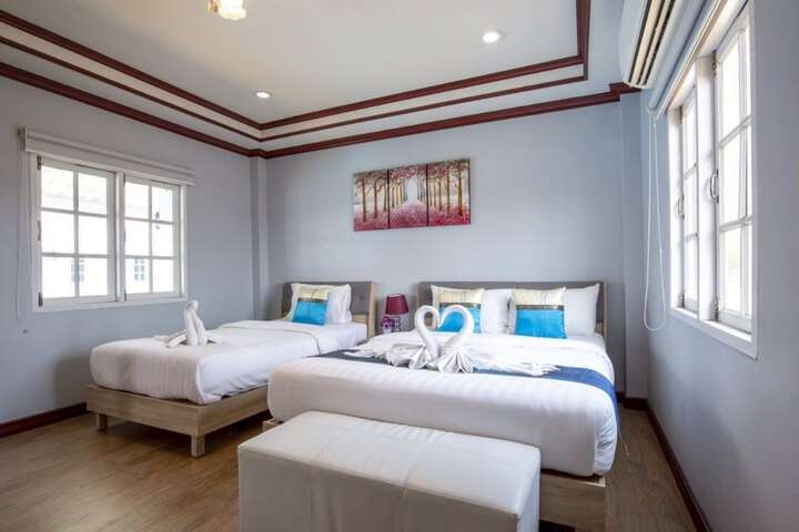 Room 5 of 51