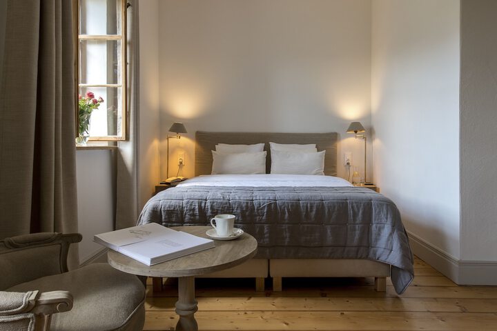 Room 43 of 95