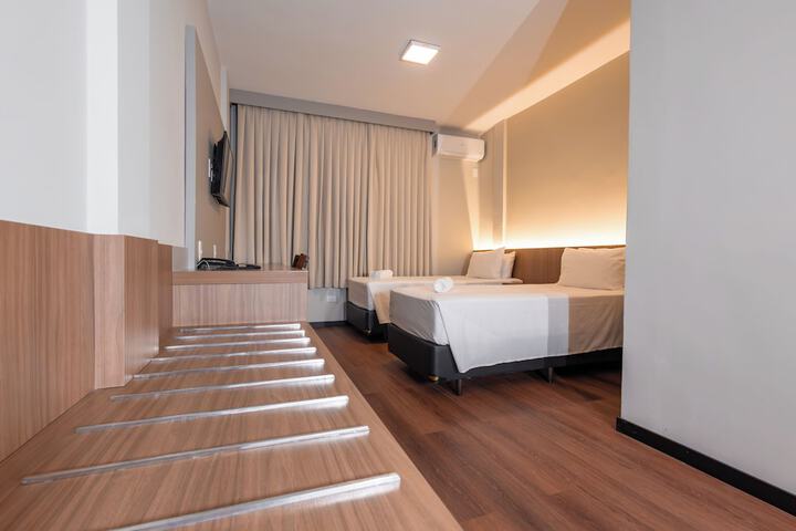 Room 5 of 22