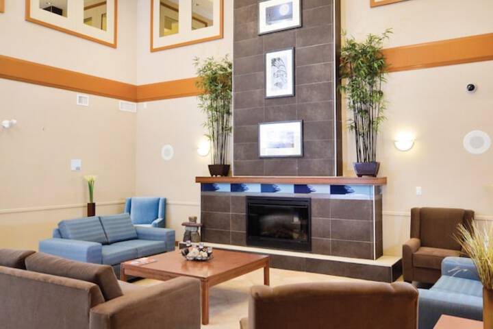 Hotel Interior 6 of 64