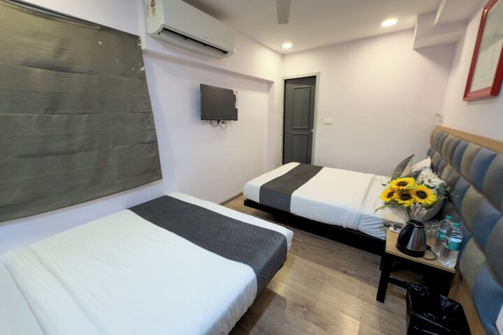 Room 20 of 39