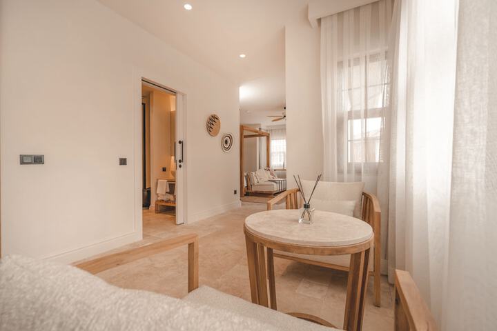 Room 15 of 50